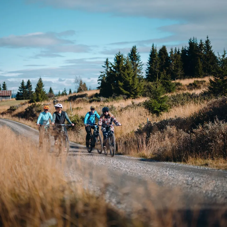 Sykkeltur på grusveiene i Hafjell