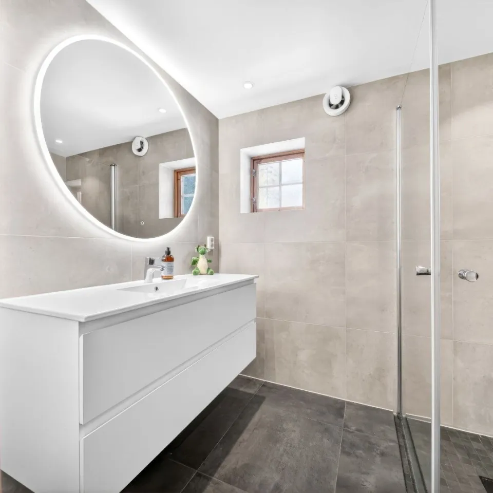 6-bed cabin Høgsveen with shower and toilet