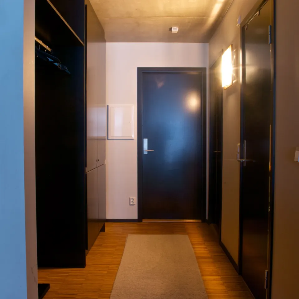 STUDIO H A105