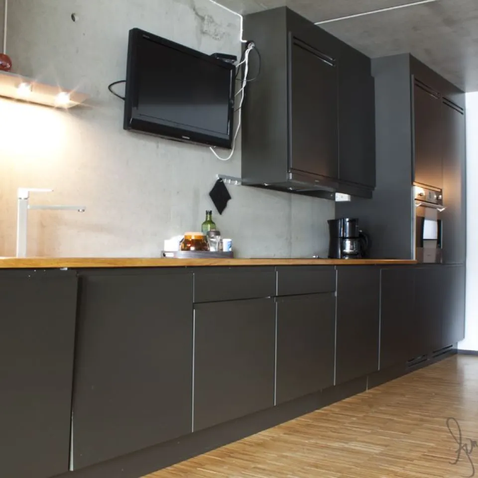 STUDIO H A307