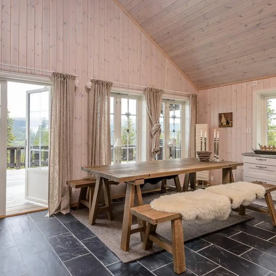 BJØNNLITJØNNVEGEN 33