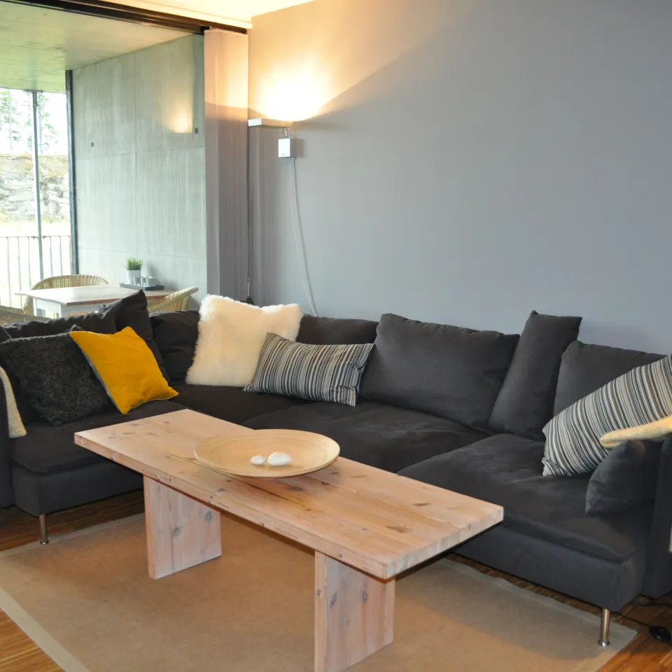STUDIO H B101
