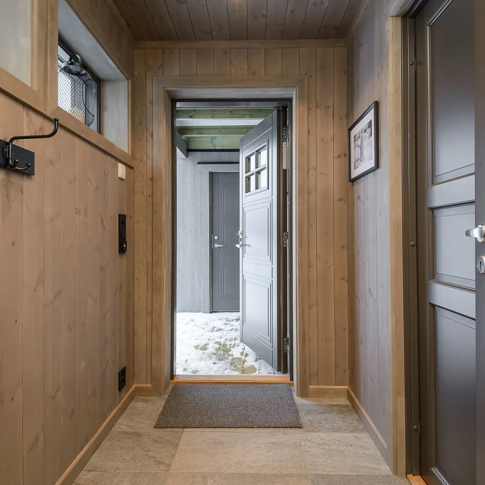 VARDEN FJELLANDSBY 202