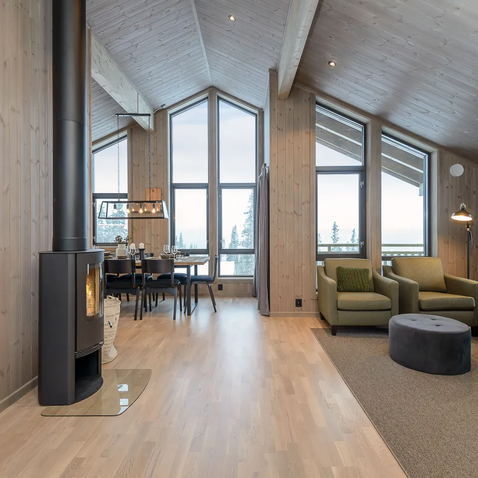 VARDEN FJELLANDSBY 202