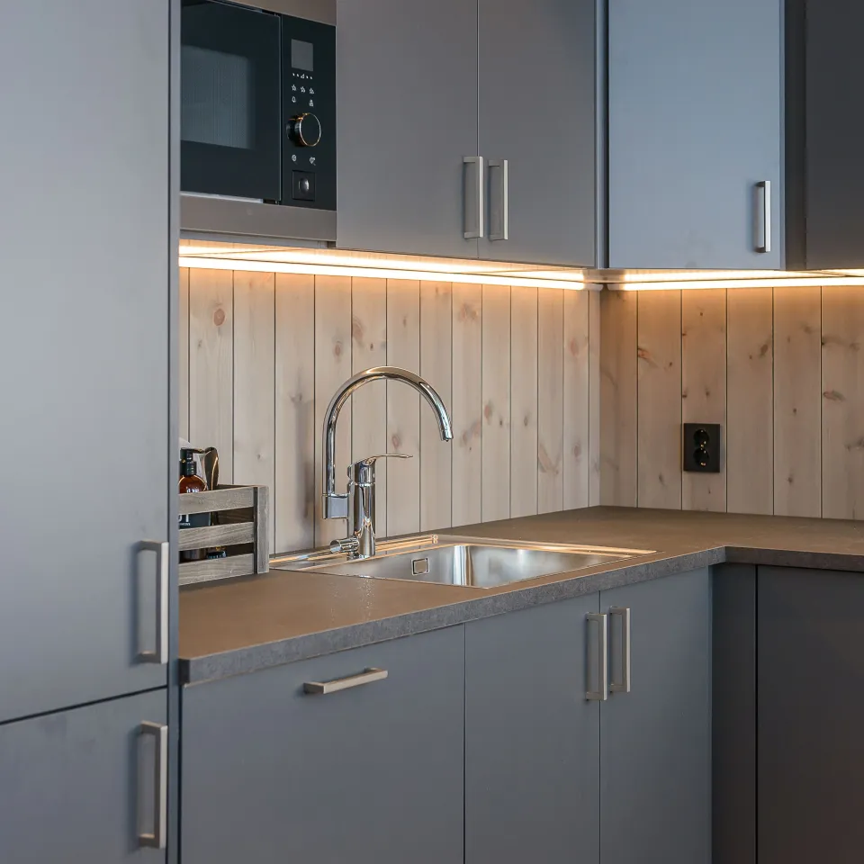 VARDEN FJELLANDSBY 202