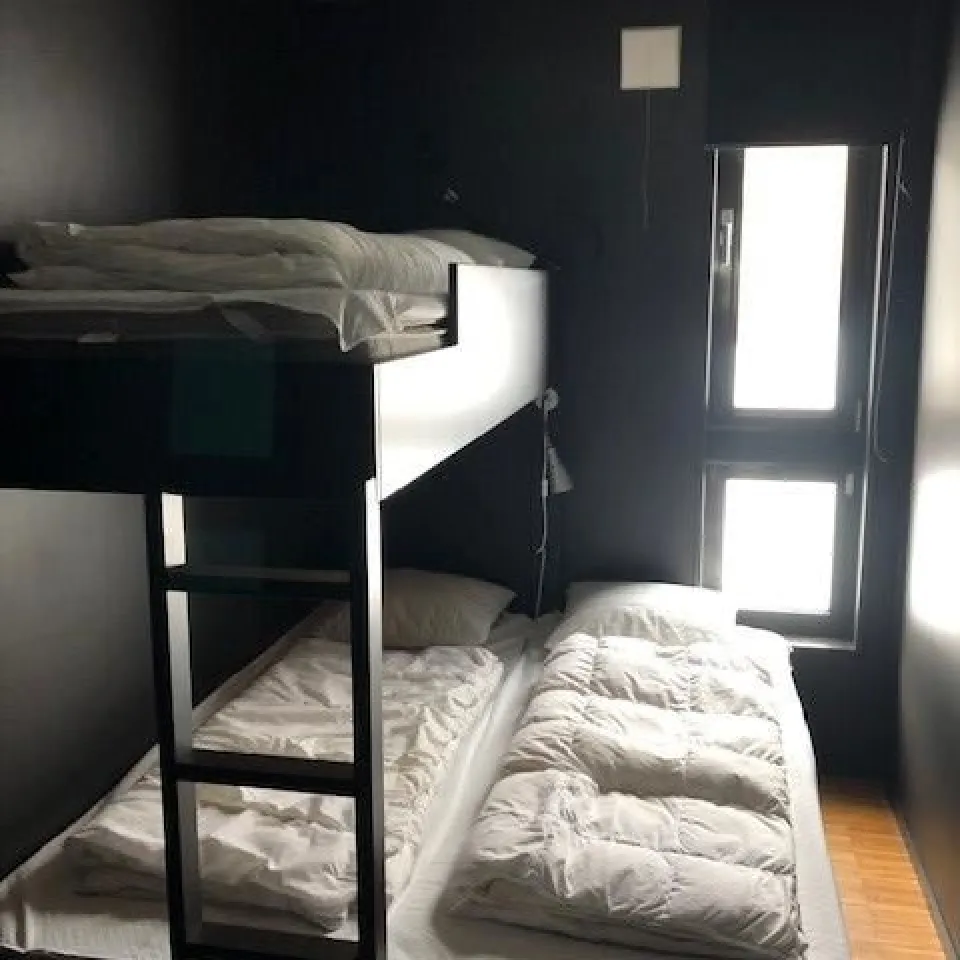 STUDIO H A302