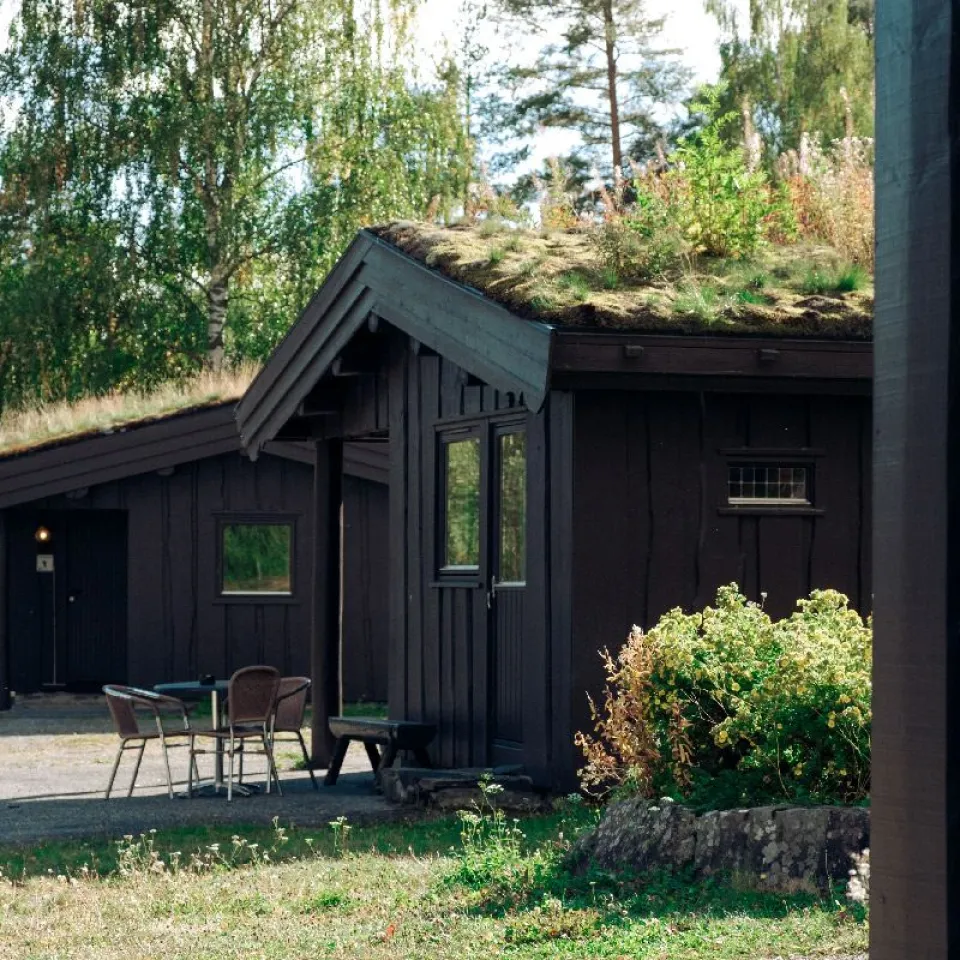 Helårshytte for 4 personer med dusj og wc