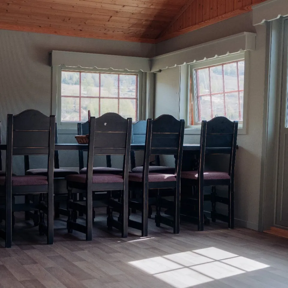 Leilighet med 10 sengeplasser på 2.etasje i campingbygget