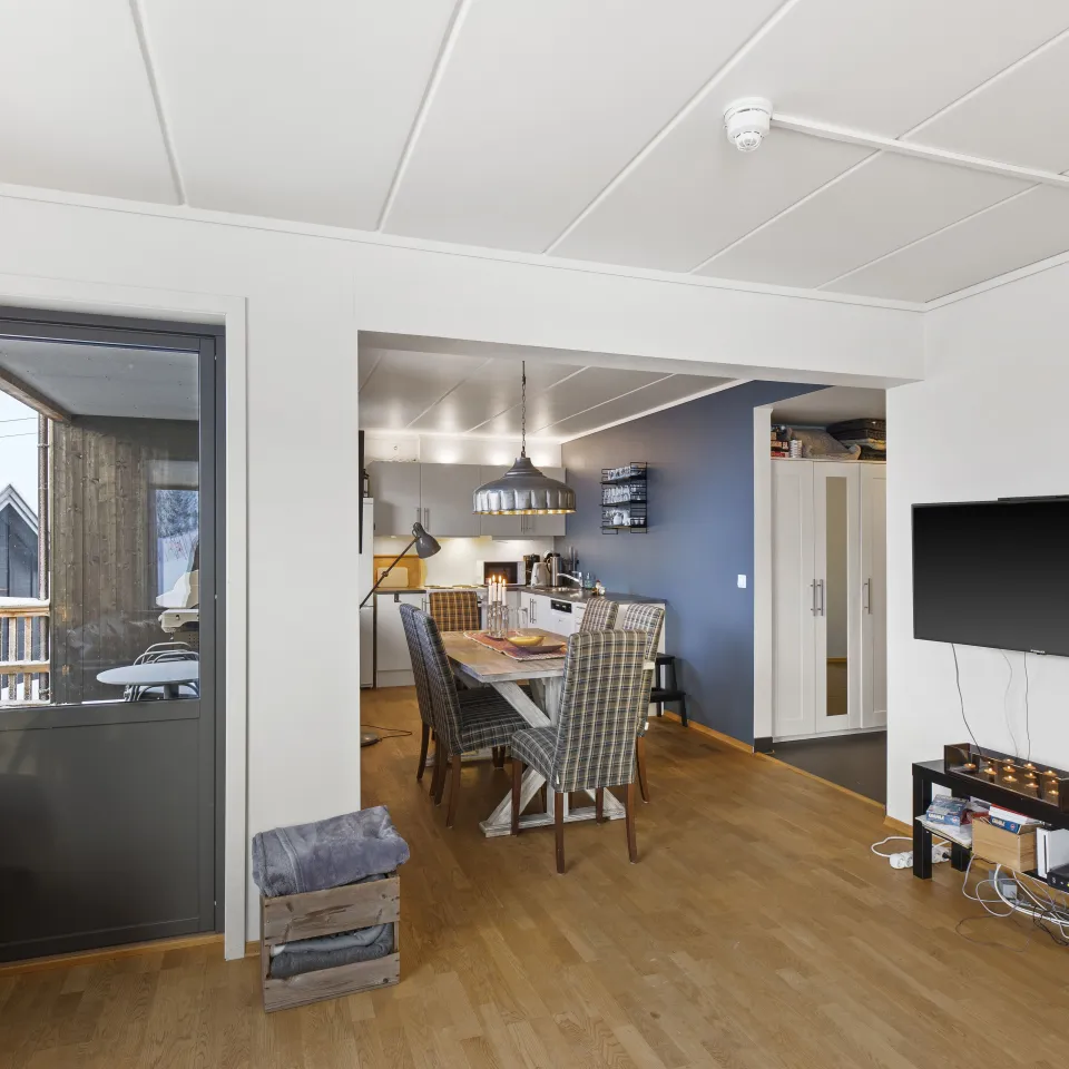 KJUSGRENDA 87A
