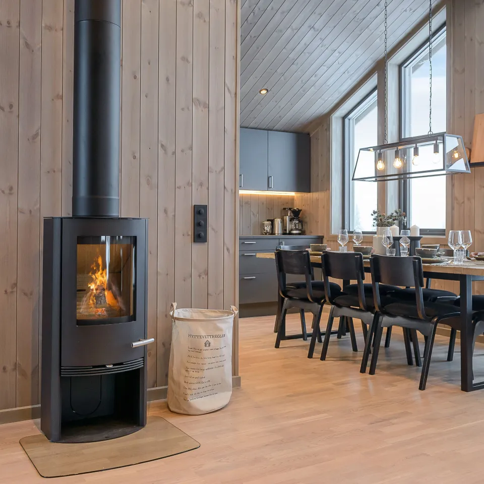 VARDEN FJELLANDSBY 104