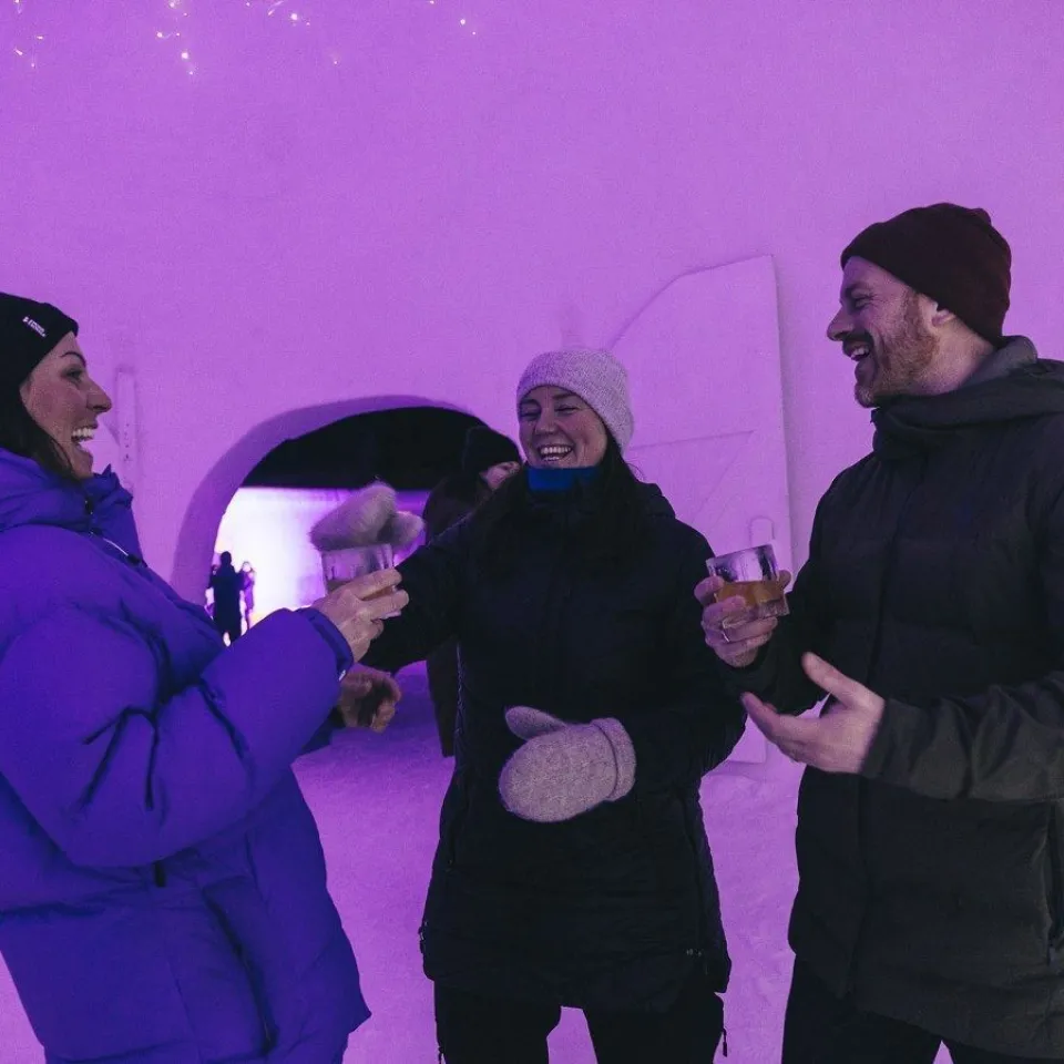 Pakke med overnatting i Snøhotellet Dobbeltrom