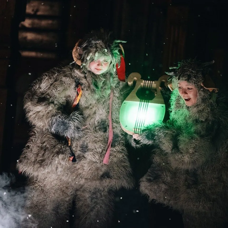 Pakke med overnatting i Snøhotellet Familierom