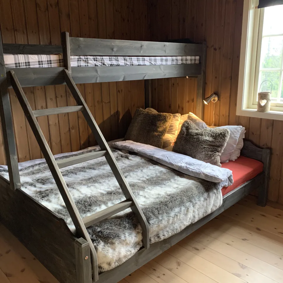 BJØNNLISKARDET 13