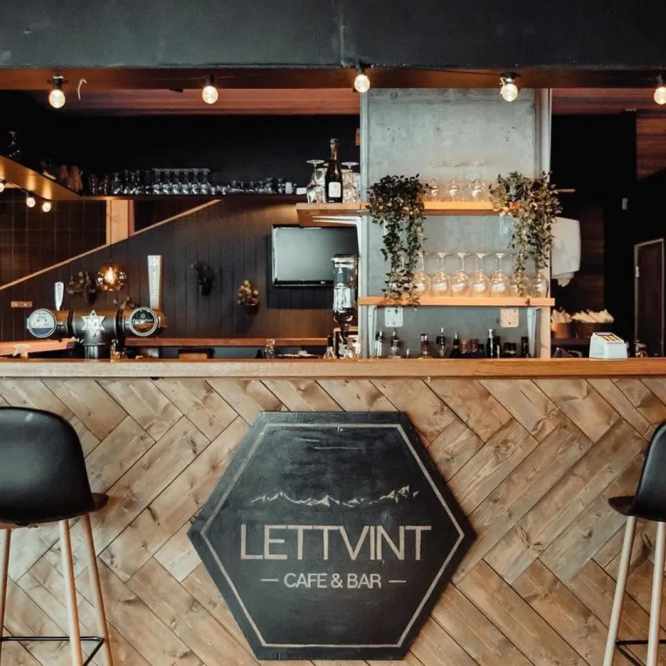 Lettvint Café & Bar