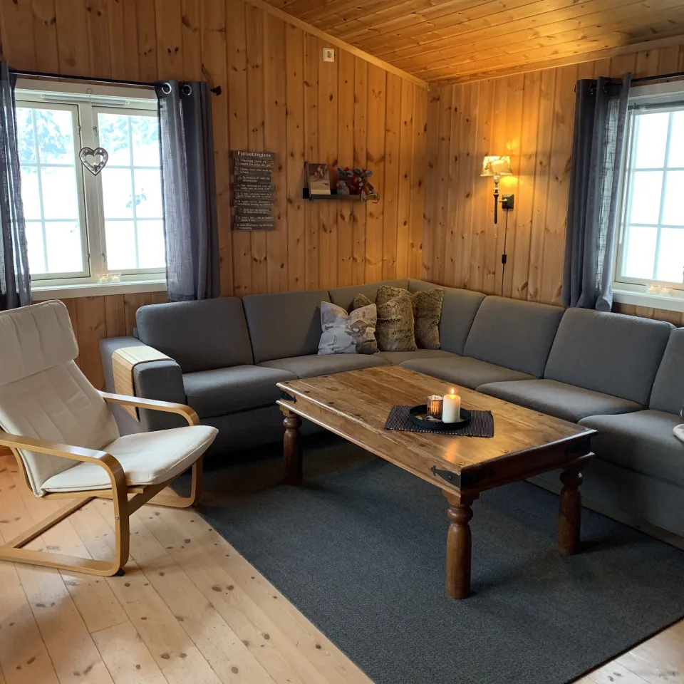 BJØNNLISKARDET 13