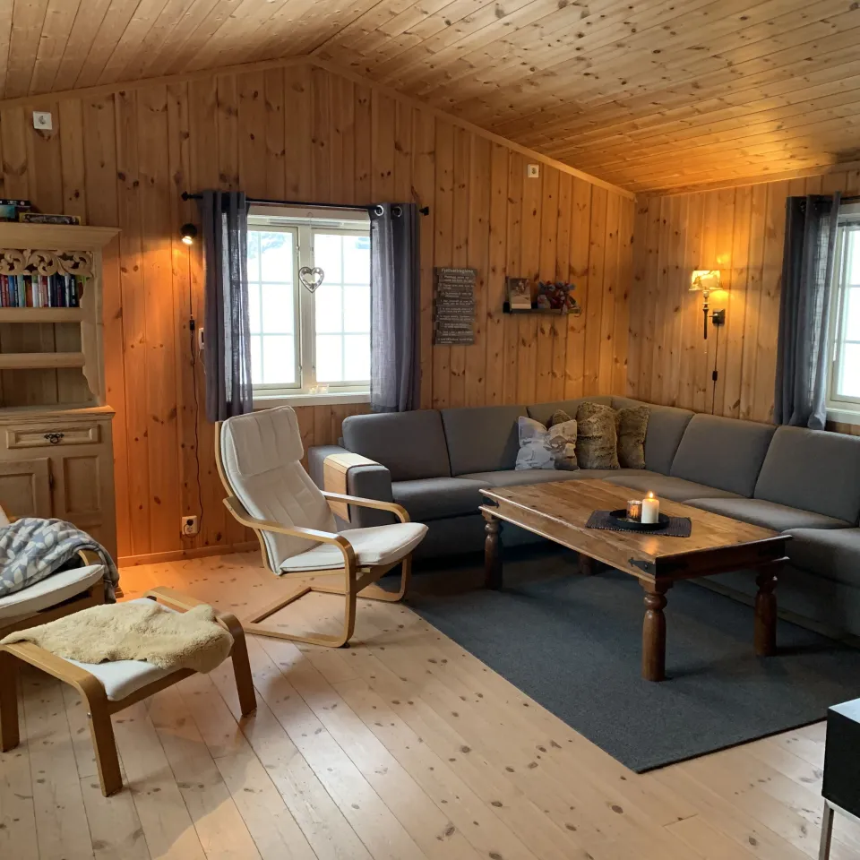 BJØNNLISKARDET 13