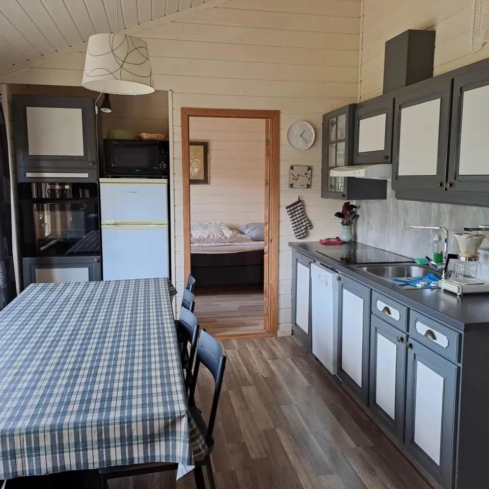 SØRLIA 12F 