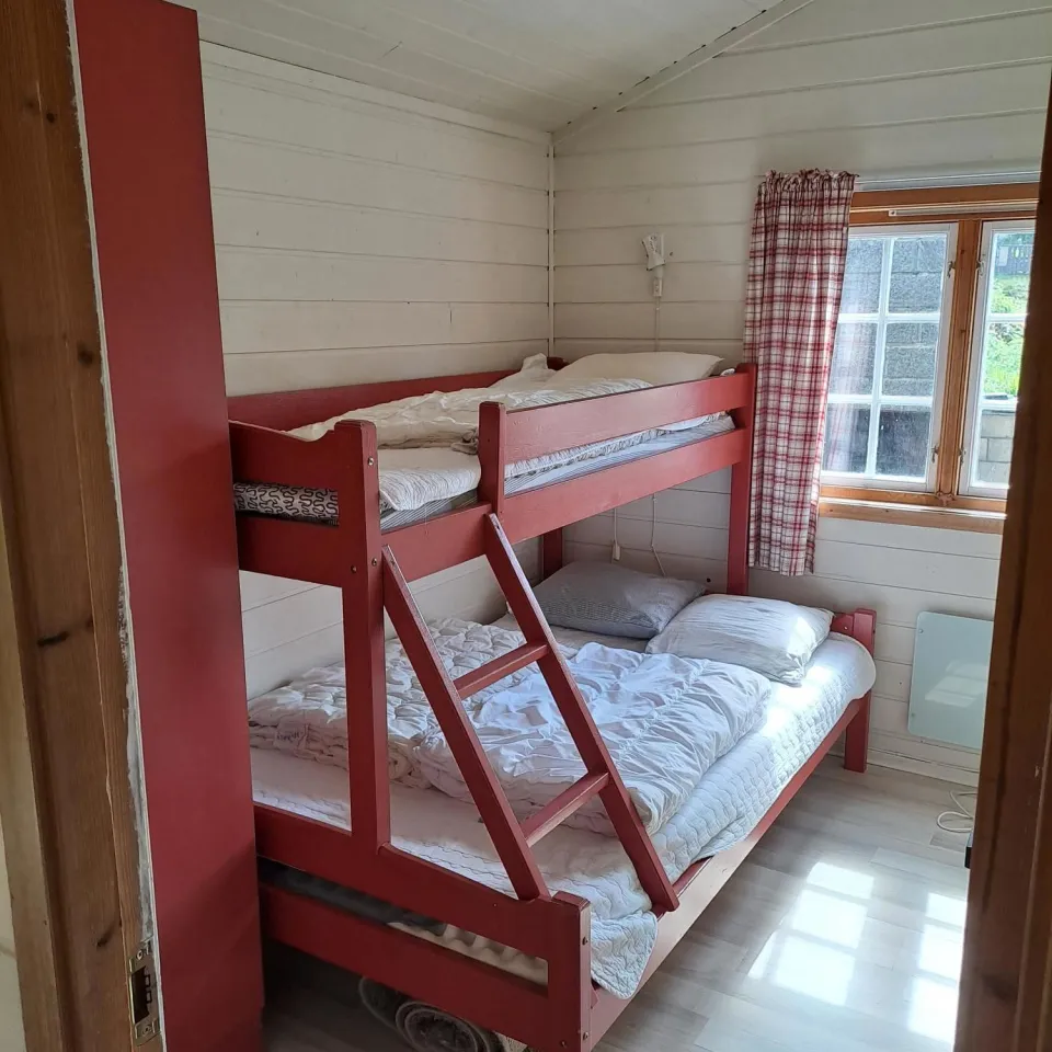 SØRLIA 12F 