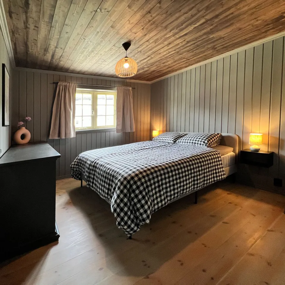 BJØNNLIA 24