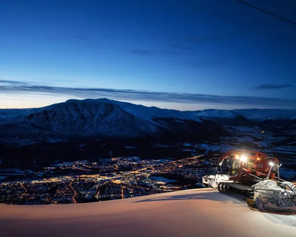 Oppdal night