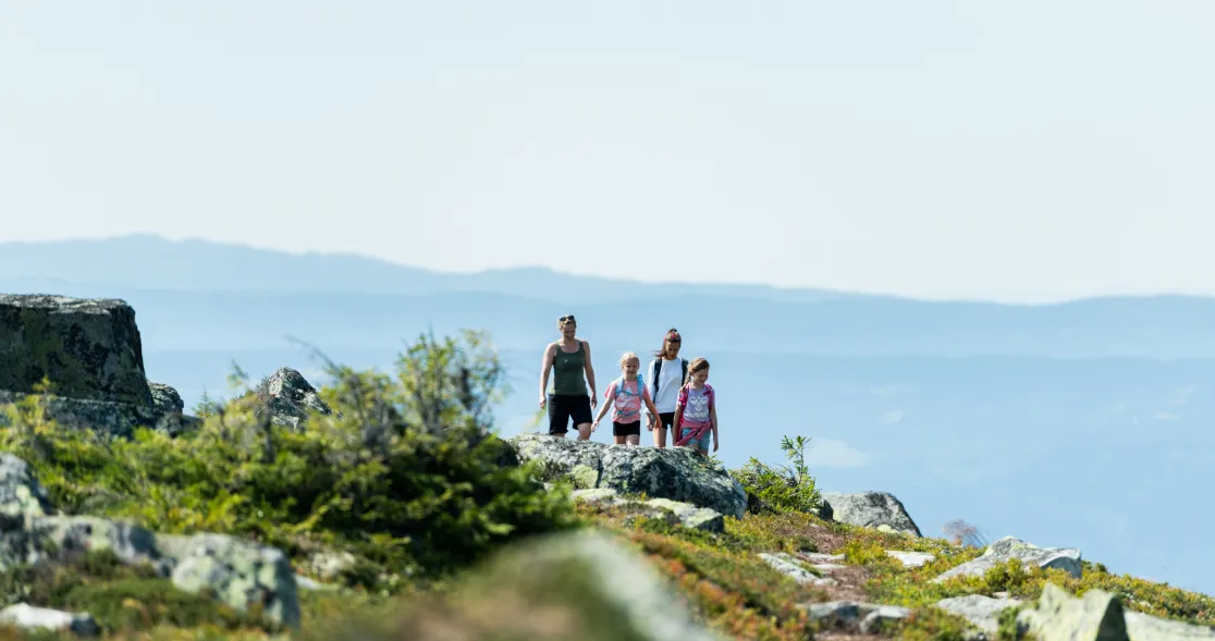 Familie på tur i Hafjell